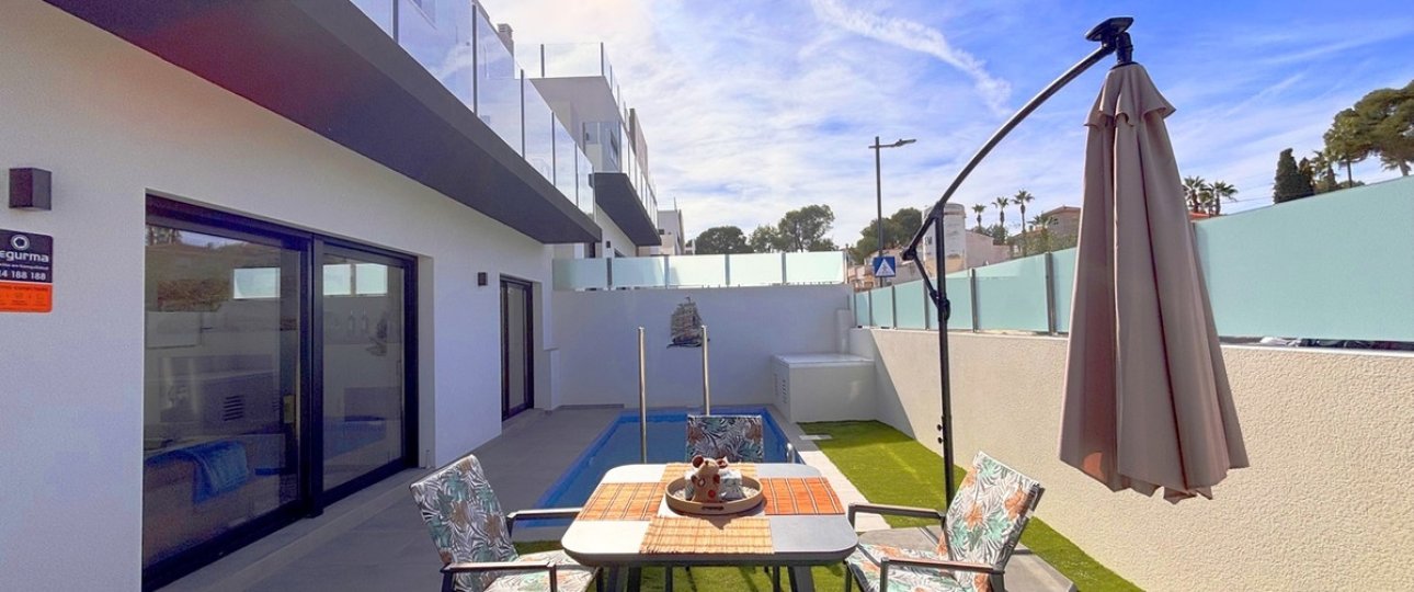 Wiederverkauf - Villa - Orihuela - Villamartin