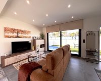 Wiederverkauf - Villa - Orihuela - Villamartin
