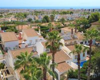 Wiederverkauf - Villa - Orihuela - Villamartin