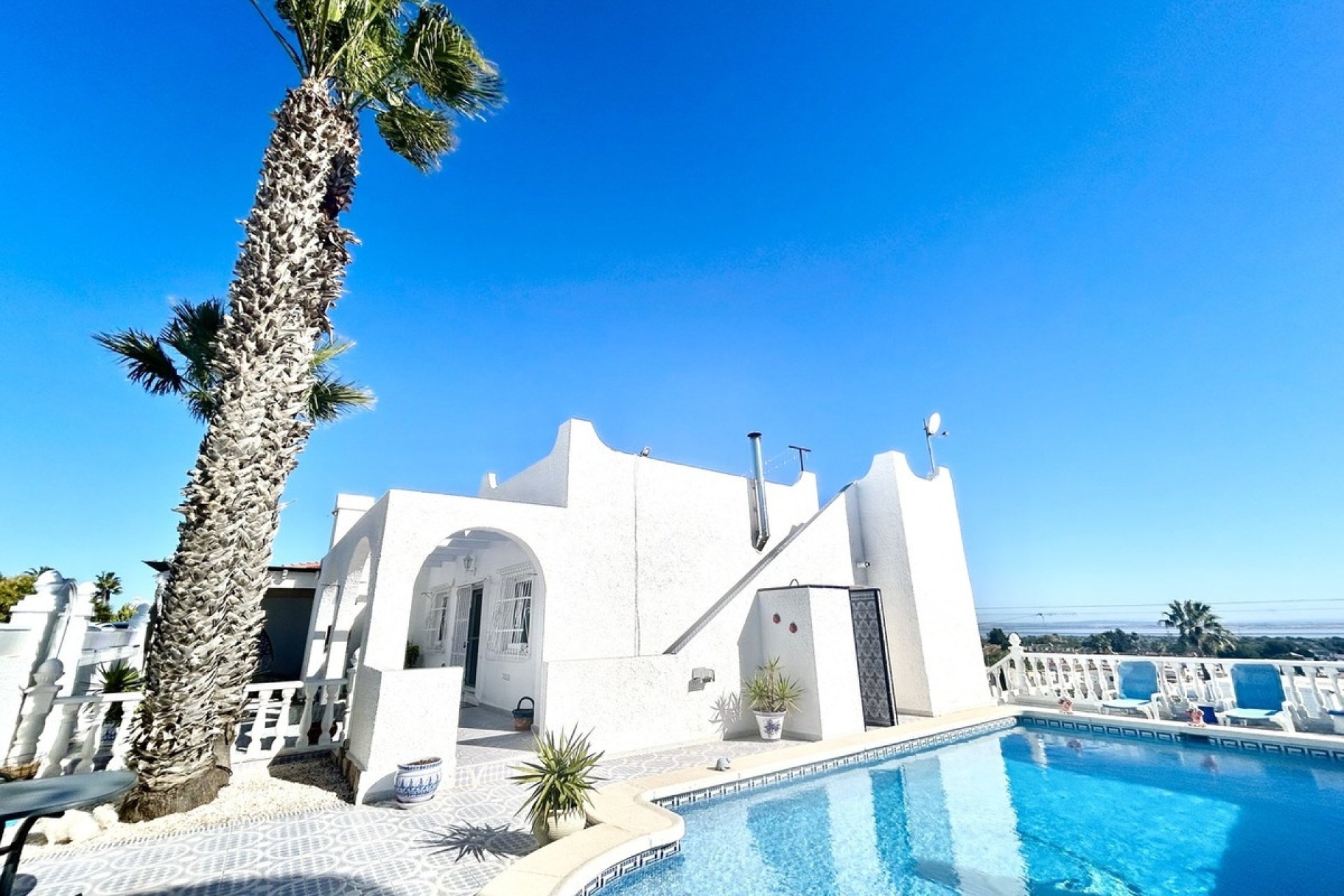 Wiederverkauf - Villa - Orihuela - Villamartin