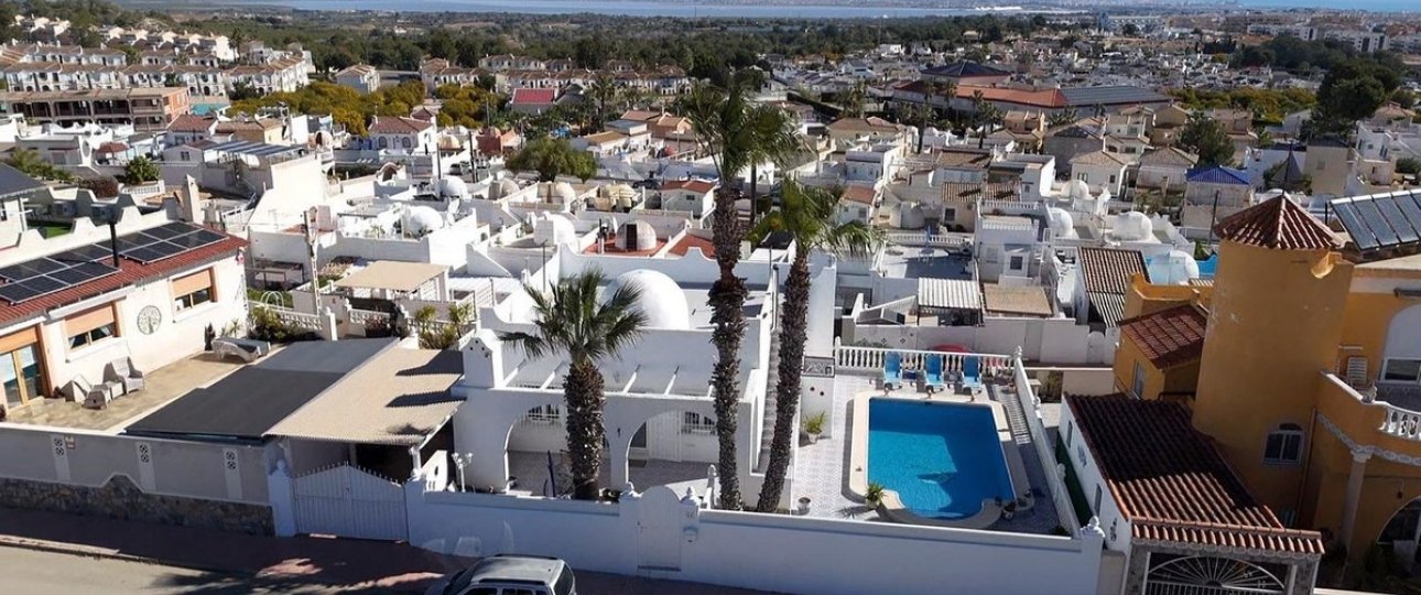 Wiederverkauf - Villa - Orihuela - Villamartin