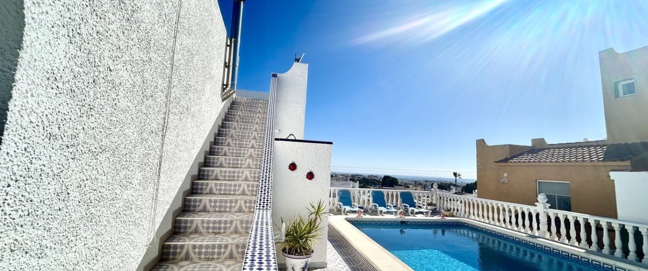 Wiederverkauf - Villa - Orihuela - Villamartin