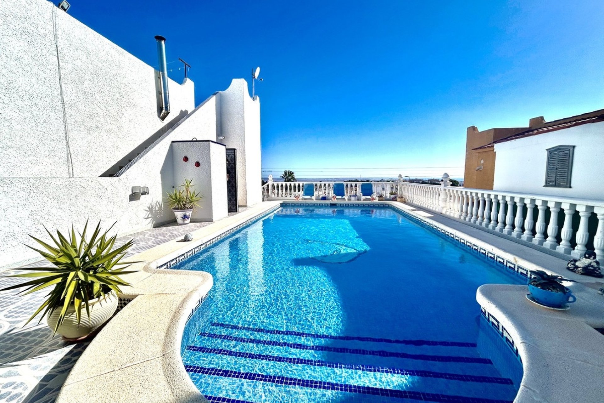 Wiederverkauf - Villa - Orihuela - Villamartin