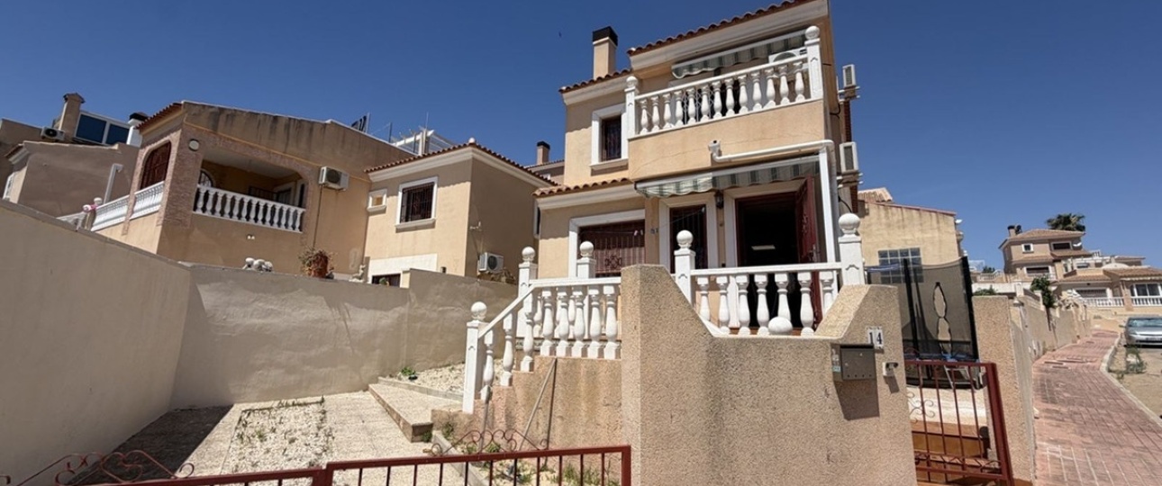 Wiederverkauf - Villa - Orihuela - Villamartin
