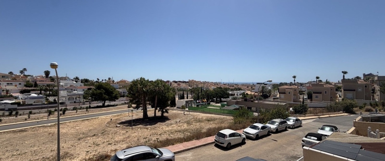 Wiederverkauf - Villa - Orihuela - Villamartin