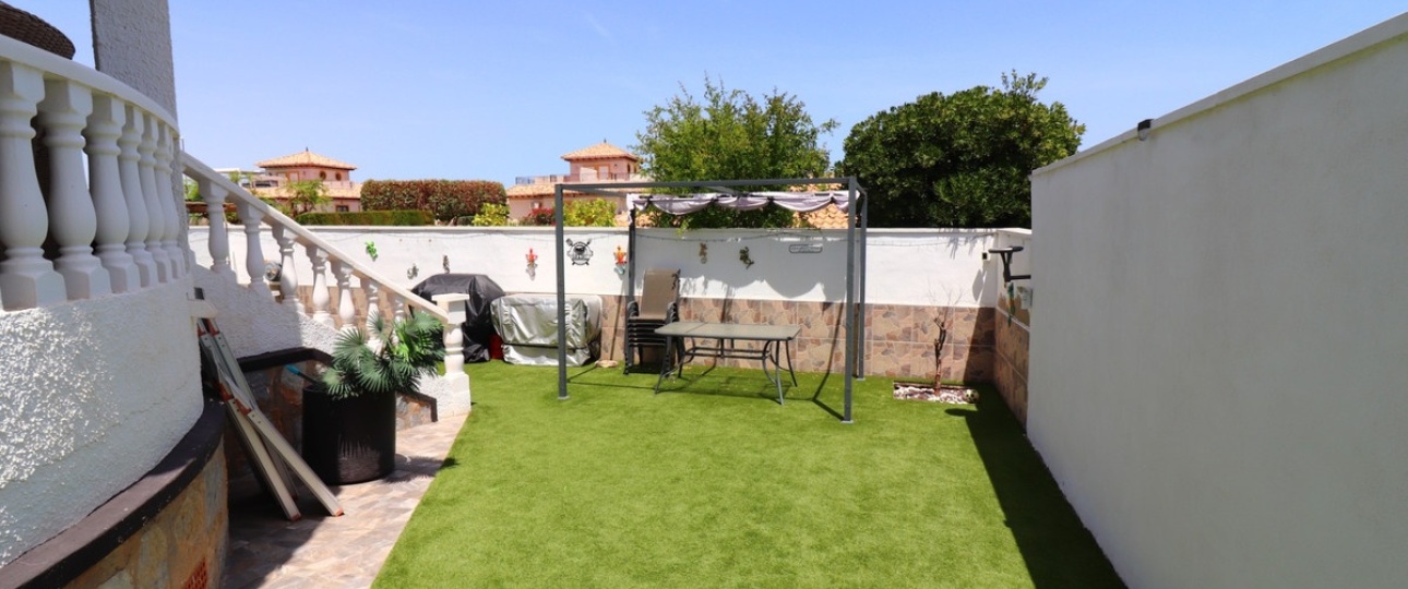 Wiederverkauf - Villa - Orihuela - Villamartin