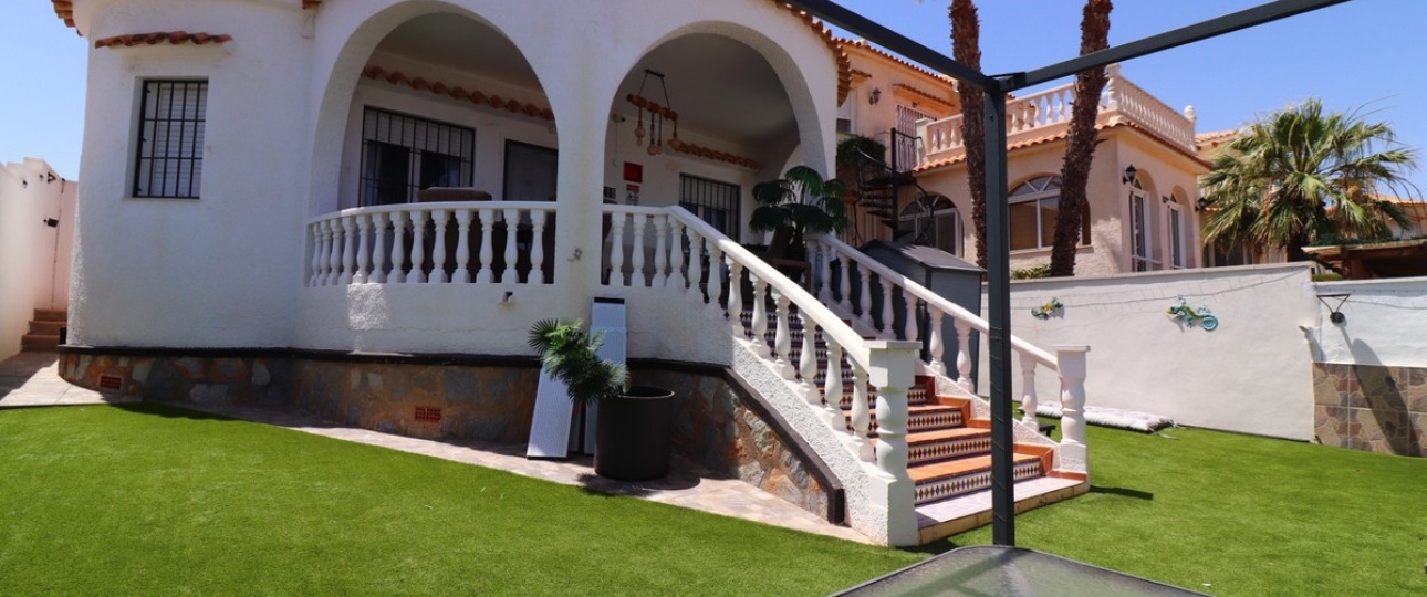 Wiederverkauf - Villa - Orihuela - Villamartin