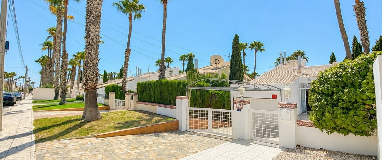 Wiederverkauf - Villa - Orihuela - Villamartin