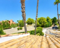 Wiederverkauf - Villa - Orihuela - Villamartin
