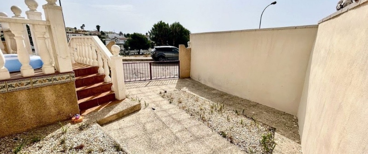 Wiederverkauf - Villa - Orihuela - Villamartin
