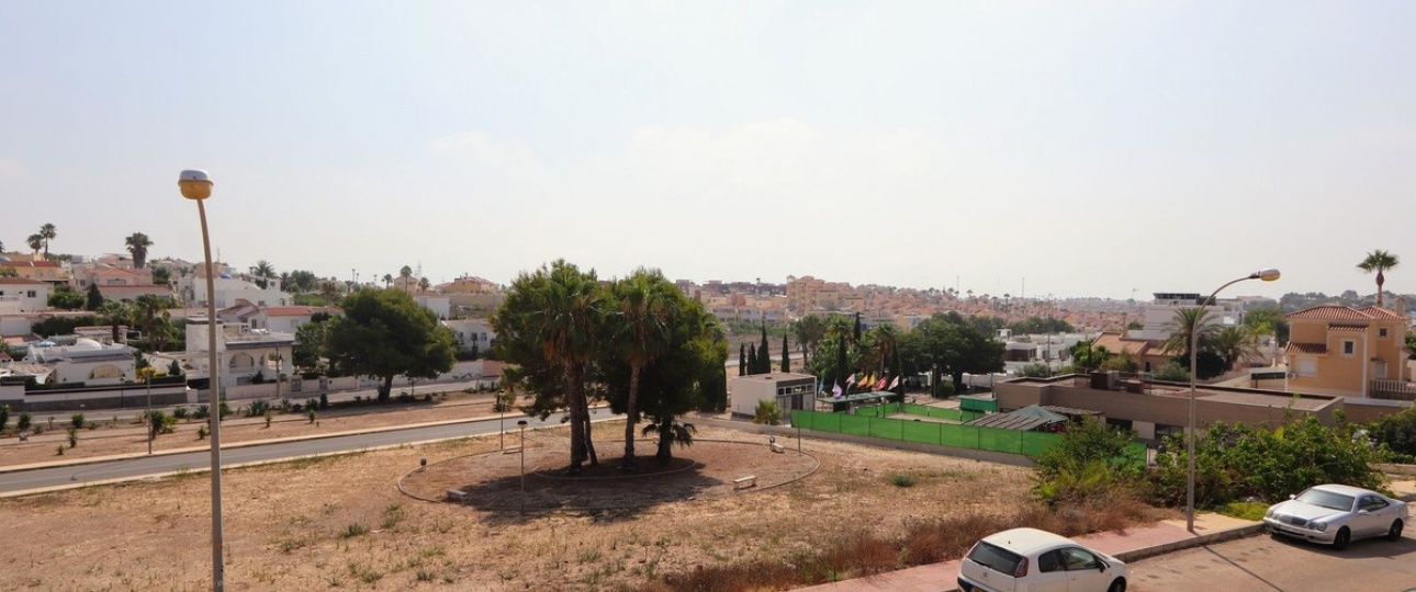 Wiederverkauf - Villa - Orihuela - Villamartin