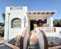 Wiederverkauf - Villa - Orihuela - Villamartin