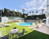 Wiederverkauf - Villa - Orihuela - Villamartin
