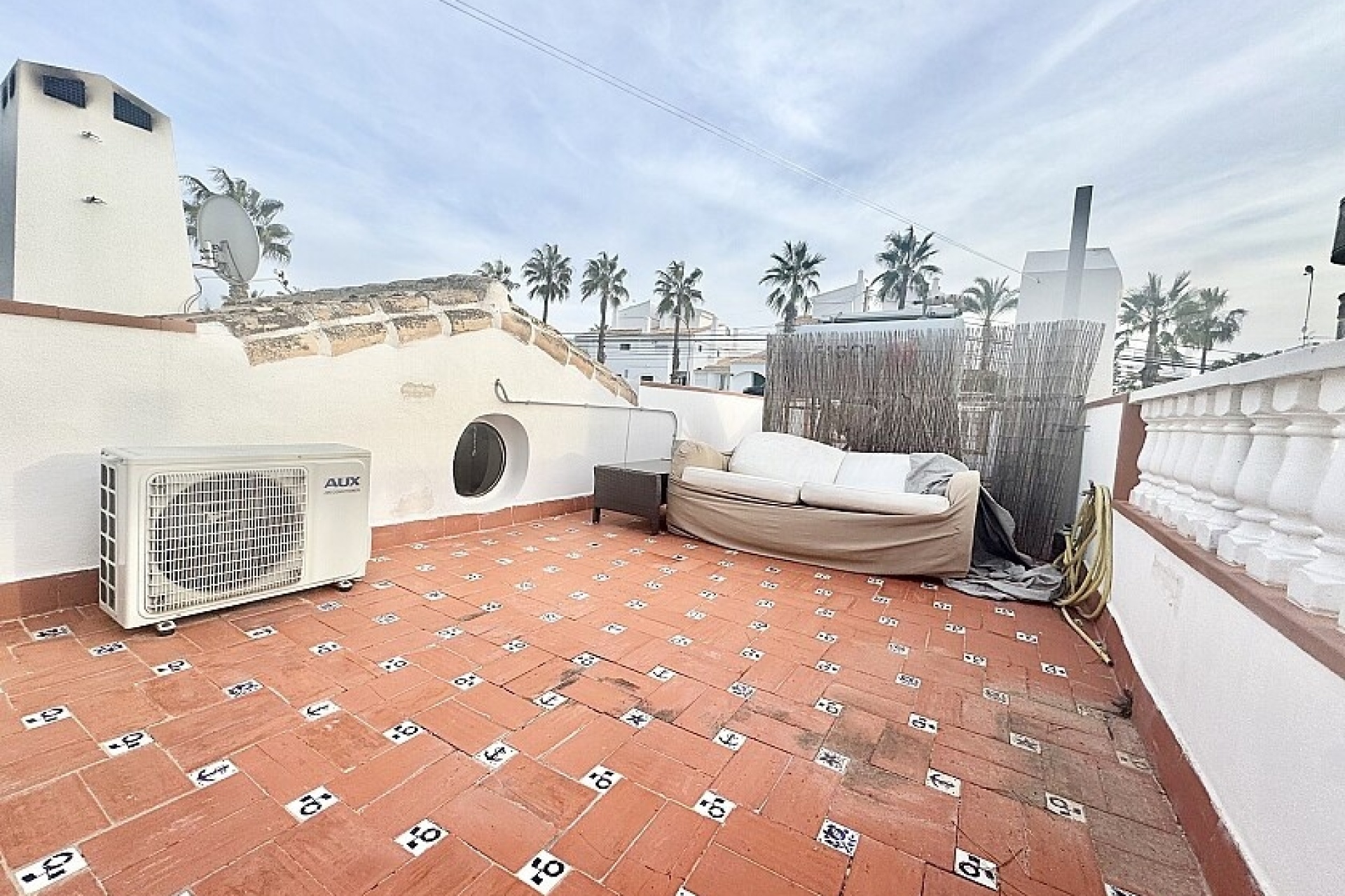 Wiederverkauf - Villa - Orihuela - Villamartin