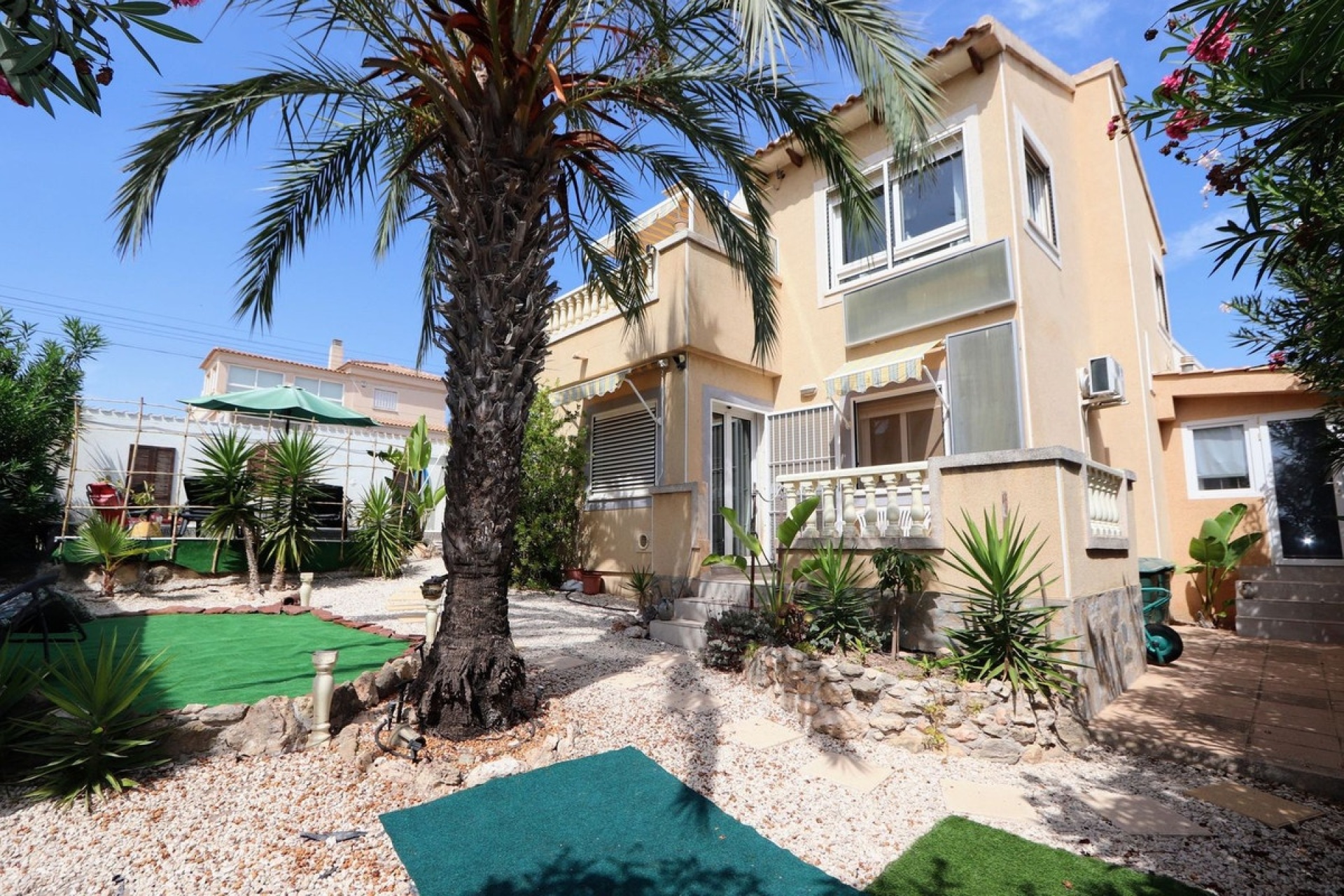 Wiederverkauf - Villa - Orihuela - Villamartin