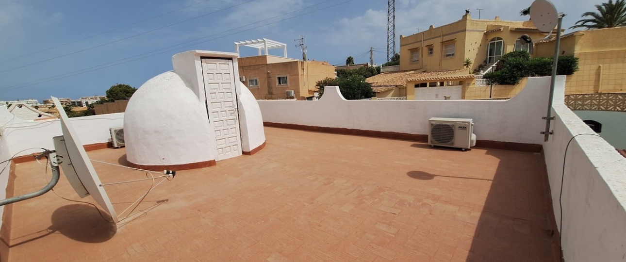 Wiederverkauf - Villa - Orihuela - Villamartin