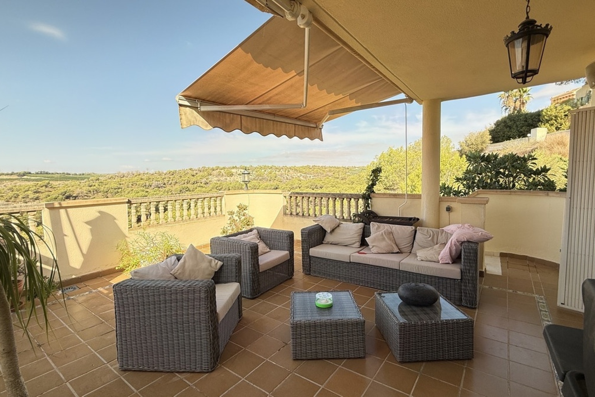 Wiederverkauf - Villa - Orihuela - Villamartin