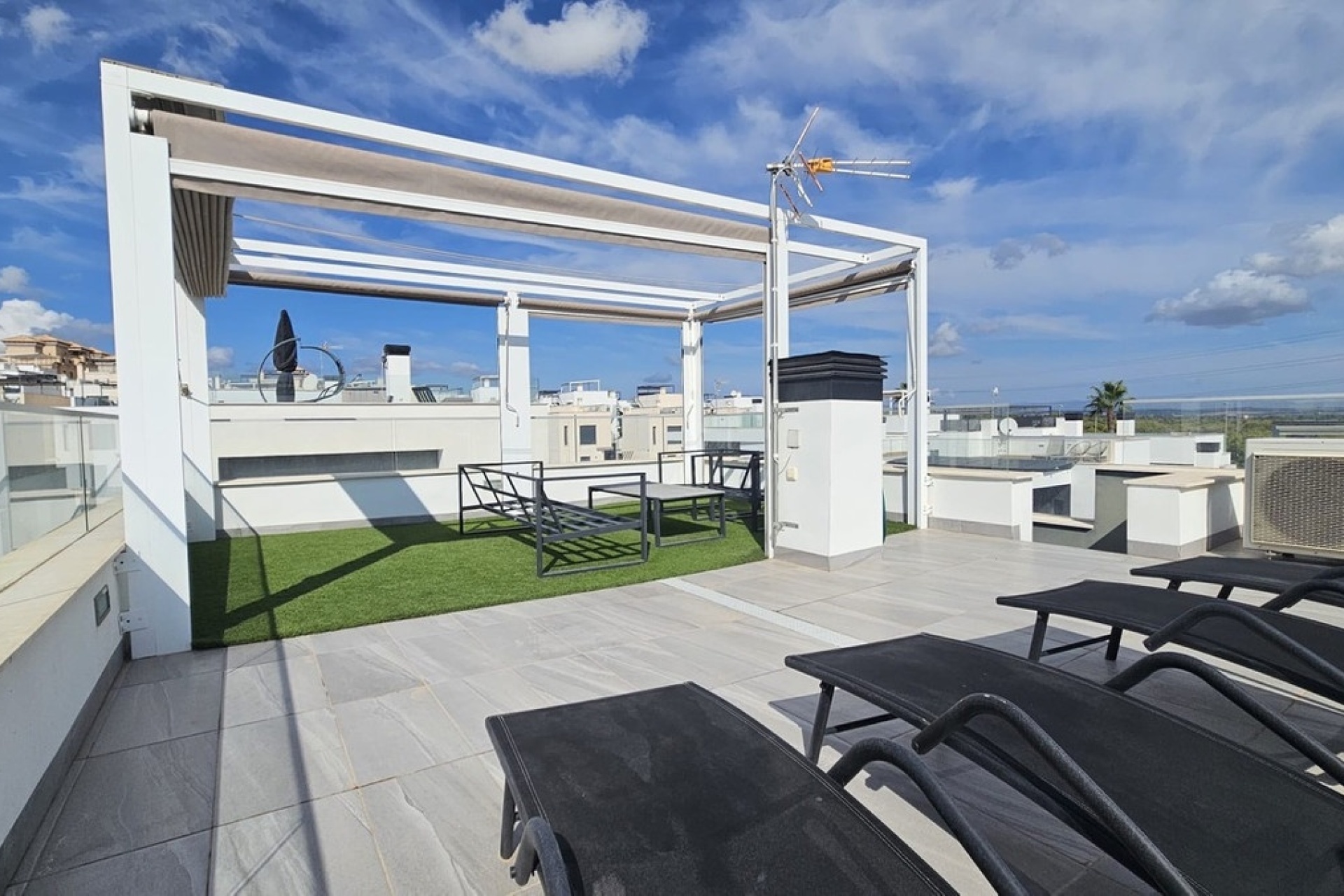 Wiederverkauf - Villa - Orihuela - Villamartin
