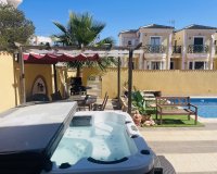 Wiederverkauf - Villa - Orihuela - Villamartin