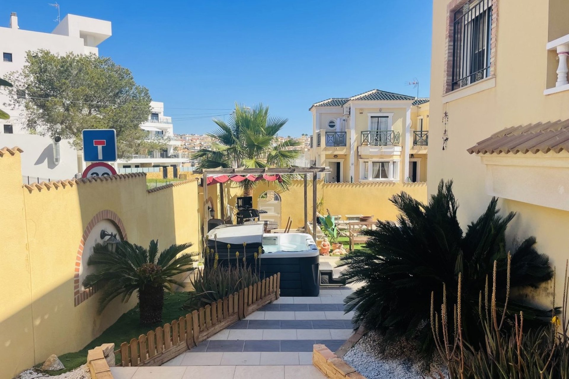 Wiederverkauf - Villa - Orihuela - Villamartin