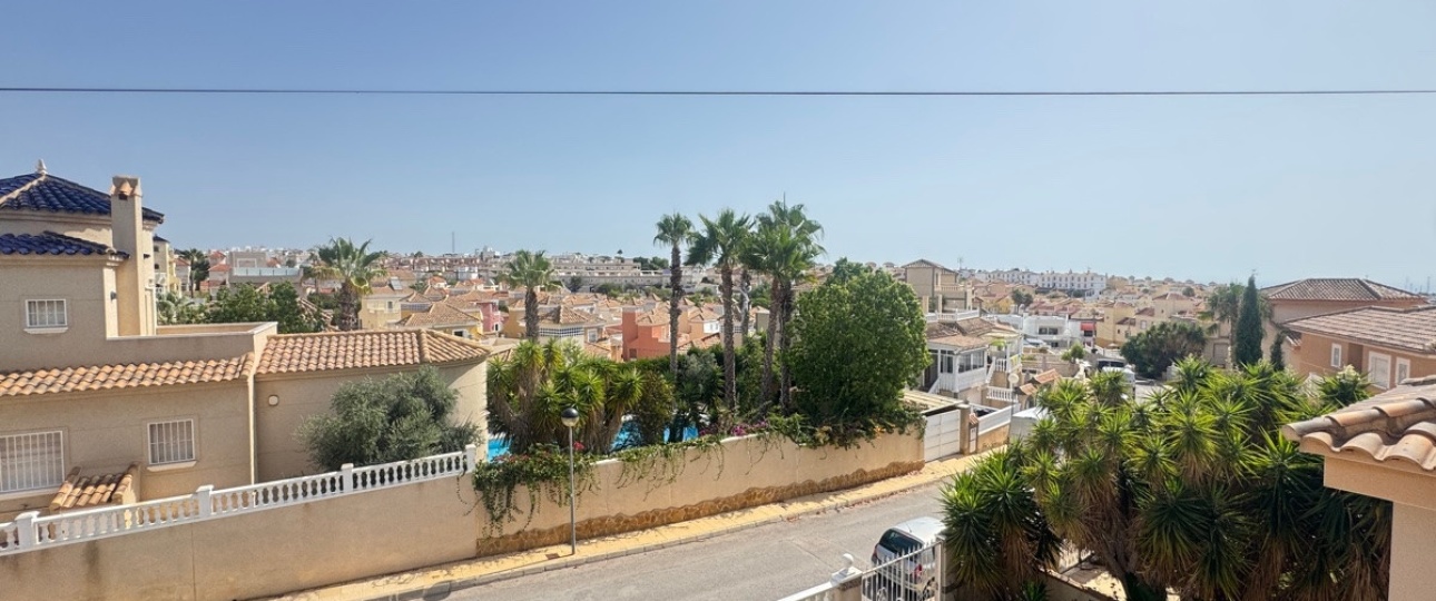 Wiederverkauf - Villa - Orihuela - Villamartin