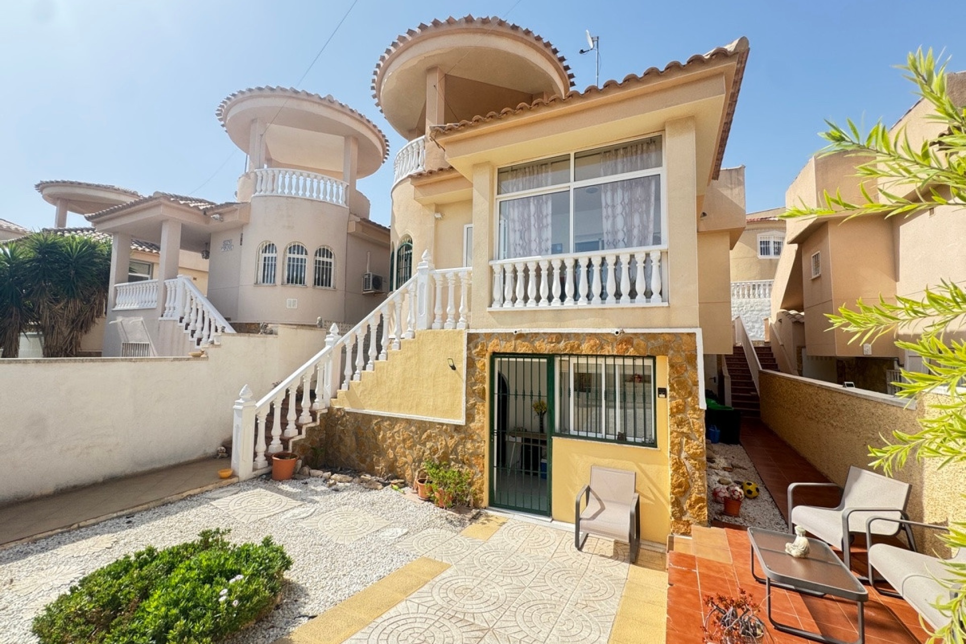 Wiederverkauf - Villa - Orihuela - Villamartin
