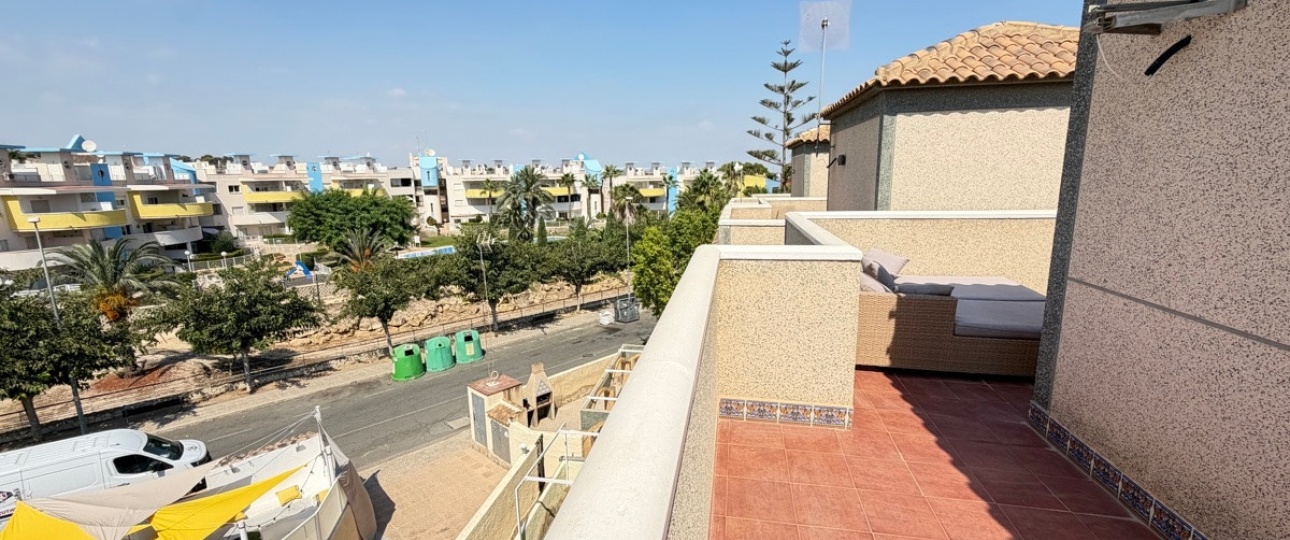 Wiederverkauf - Villa - Orihuela - Villamartin