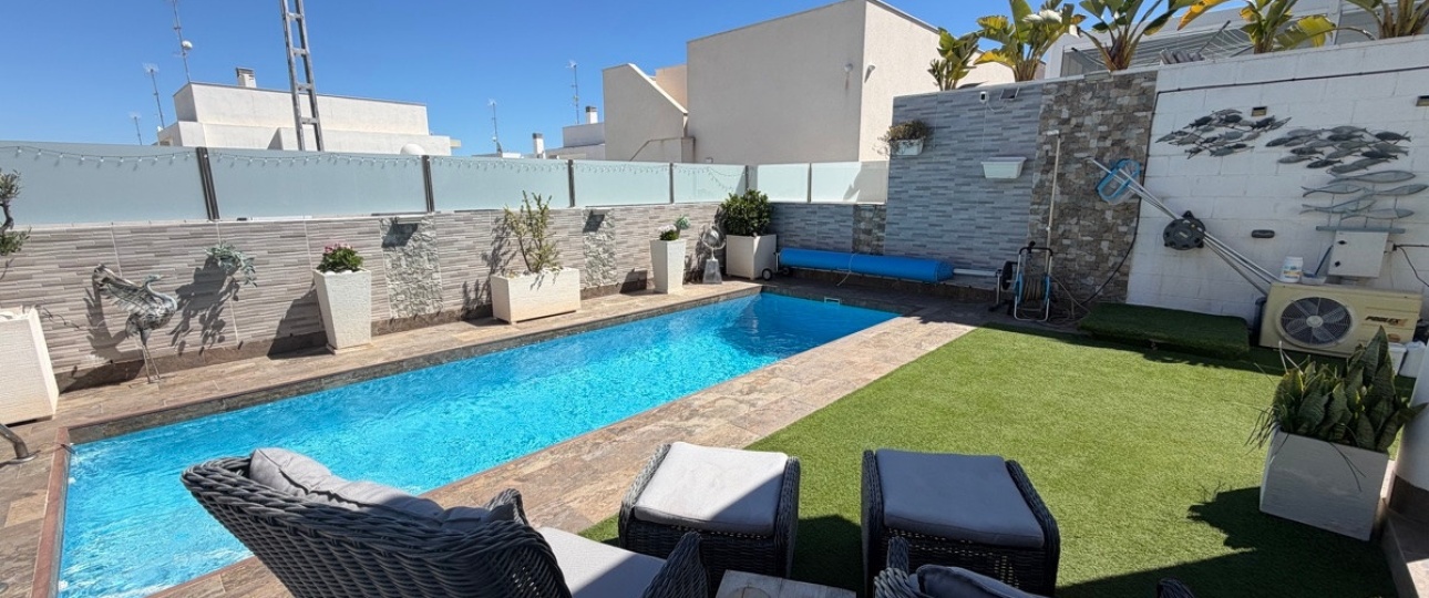 Wiederverkauf - Villa - Orihuela - Villamartin