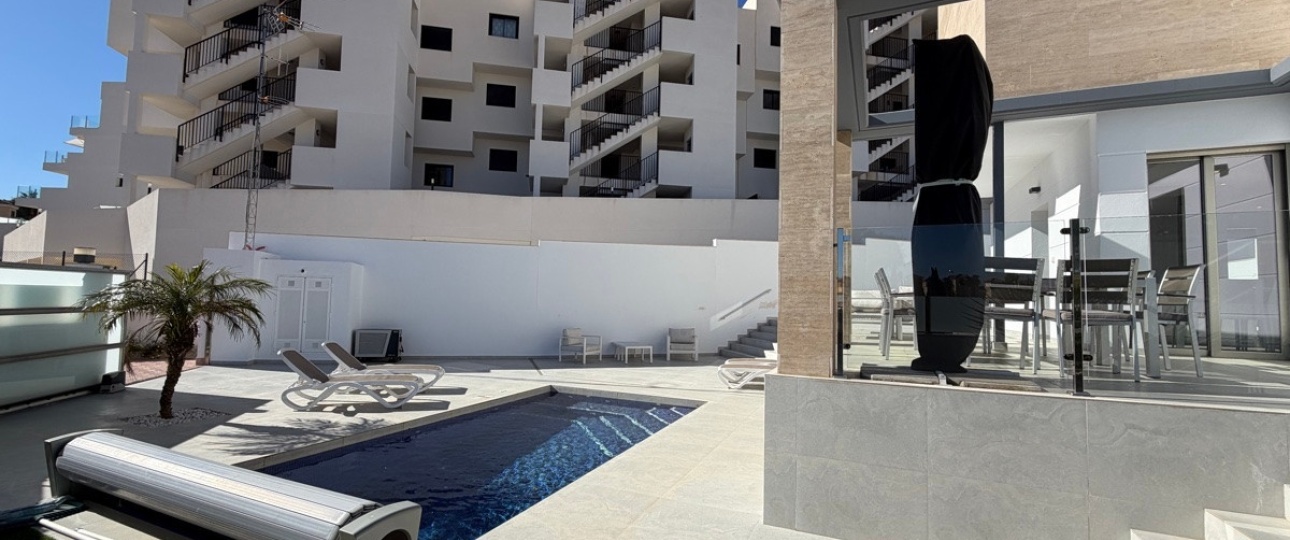Wiederverkauf - Villa - Orihuela - Villamartin