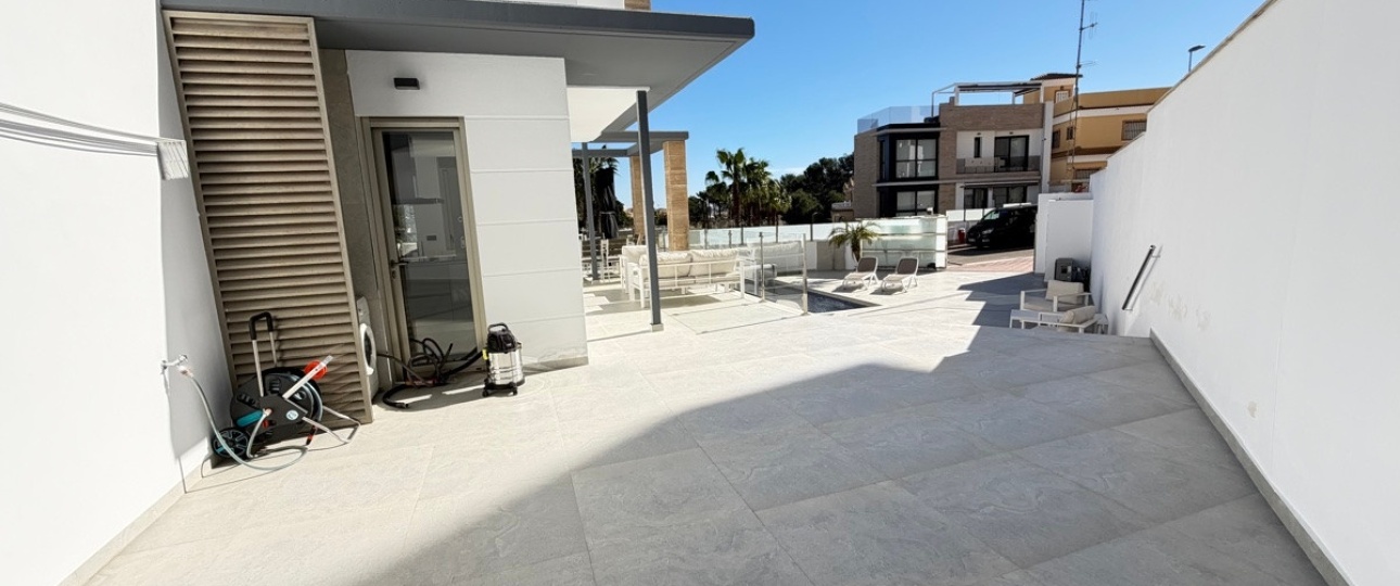 Wiederverkauf - Villa - Orihuela - Villamartin