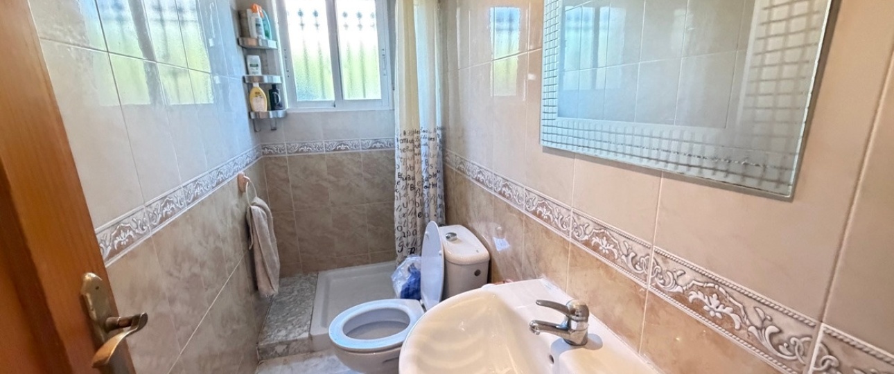 Wiederverkauf - Villa - Orihuela - Villamartin