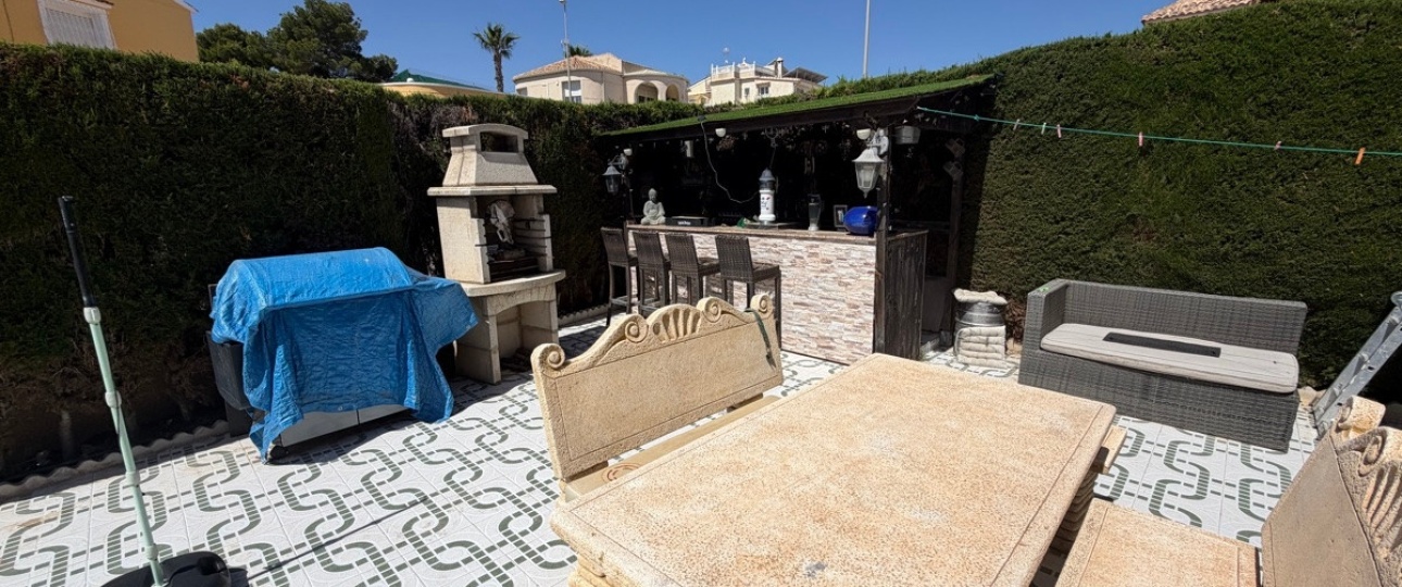 Wiederverkauf - Villa - Orihuela - Villamartin