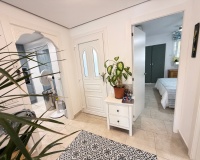 Wiederverkauf - Villa - Orihuela - Villamartin