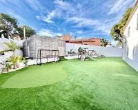 Wiederverkauf - Villa - Orihuela - Villamartin
