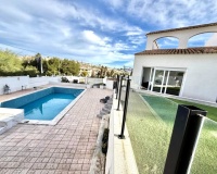Wiederverkauf - Villa - Orihuela - Villamartin