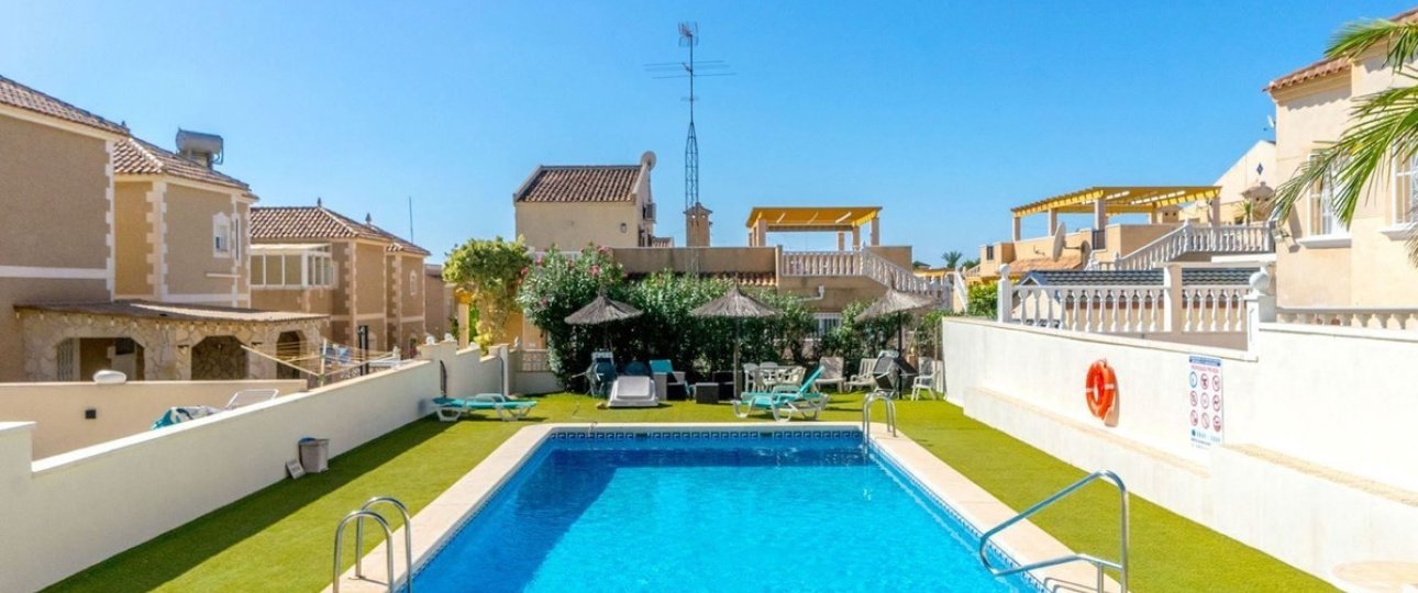 Wiederverkauf - Villa - Orihuela - Villamartin