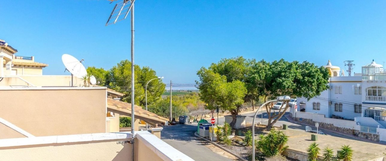 Wiederverkauf - Villa - Orihuela - Villamartin
