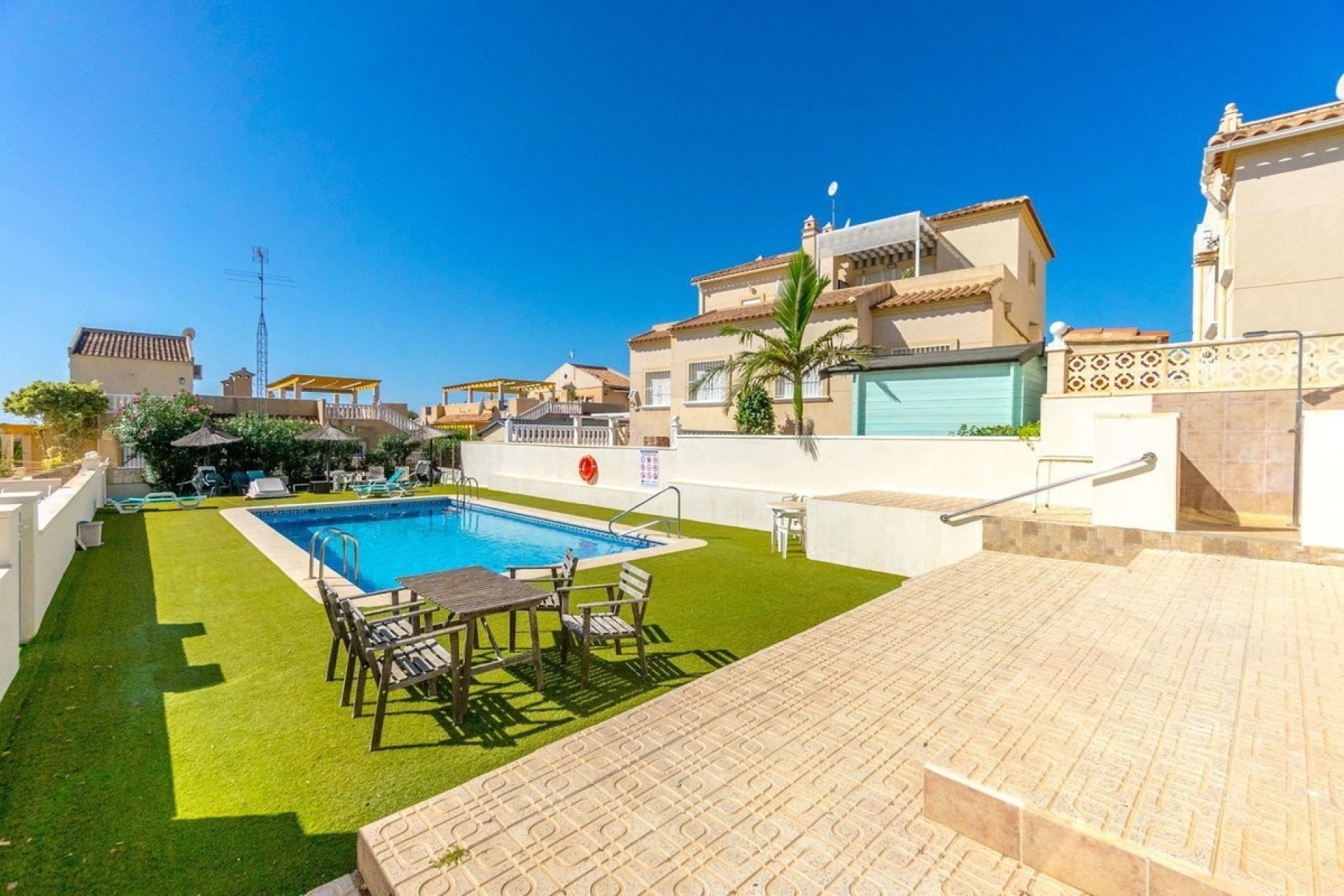 Wiederverkauf - Villa - Orihuela - Villamartin