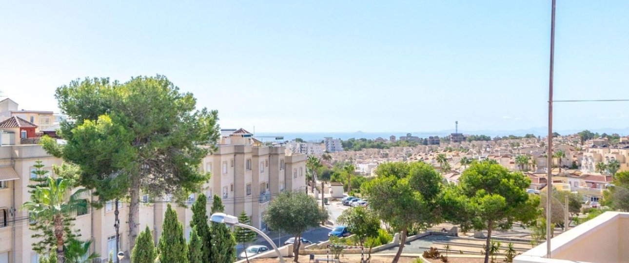 Wiederverkauf - Villa - Orihuela - Villamartin
