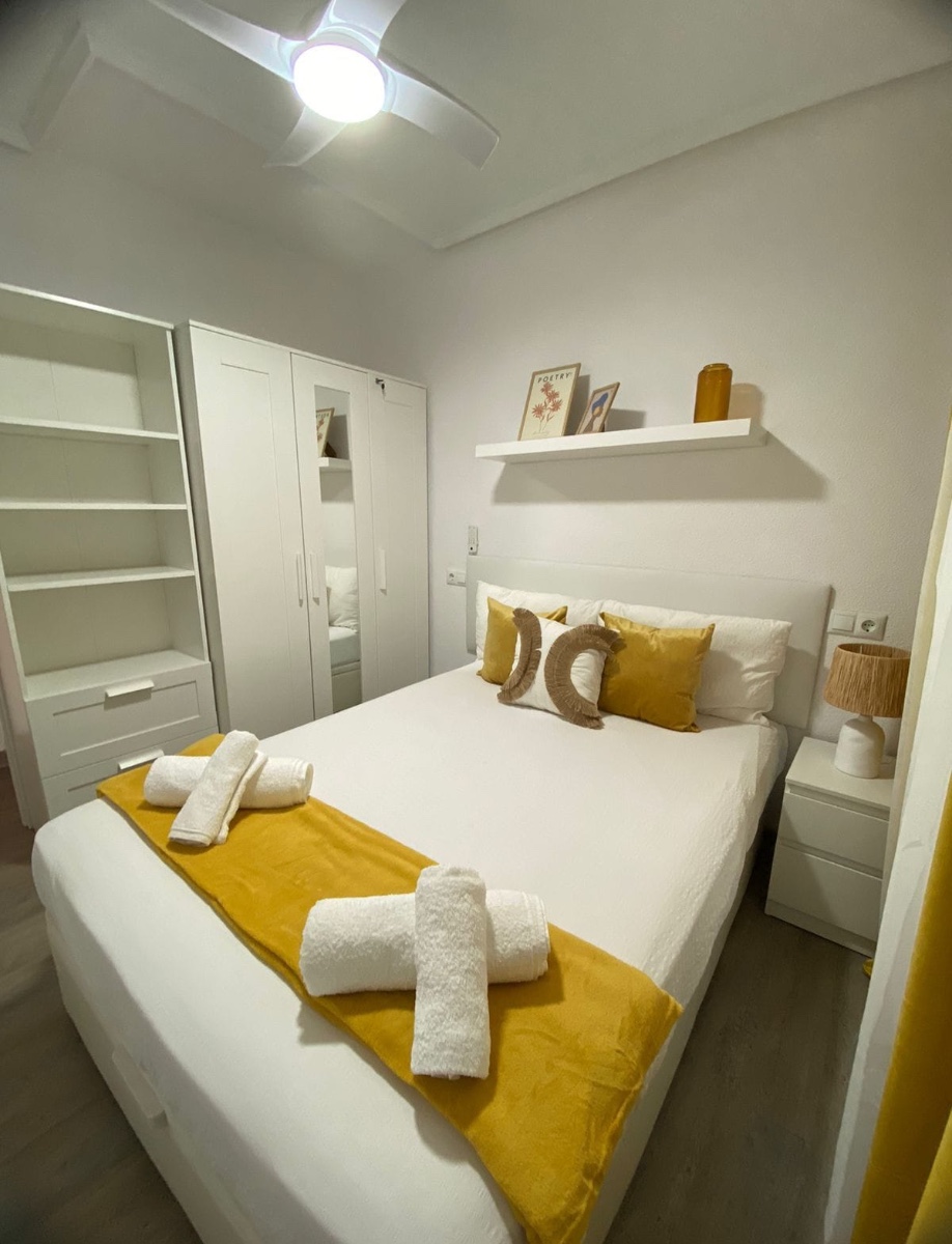 Appartement · Herverkoop - Torrevieja · Centro · Alicante · Spanje